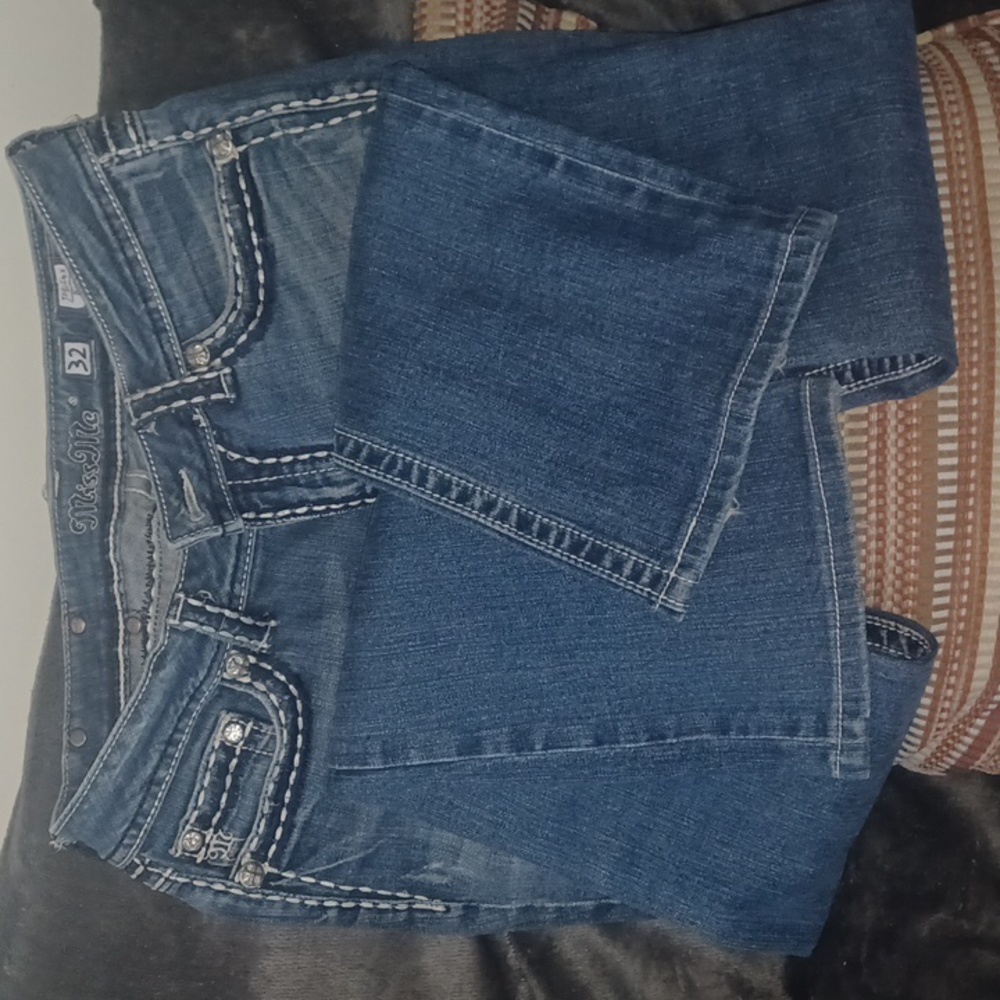 Jeans - Picture 3 of 3